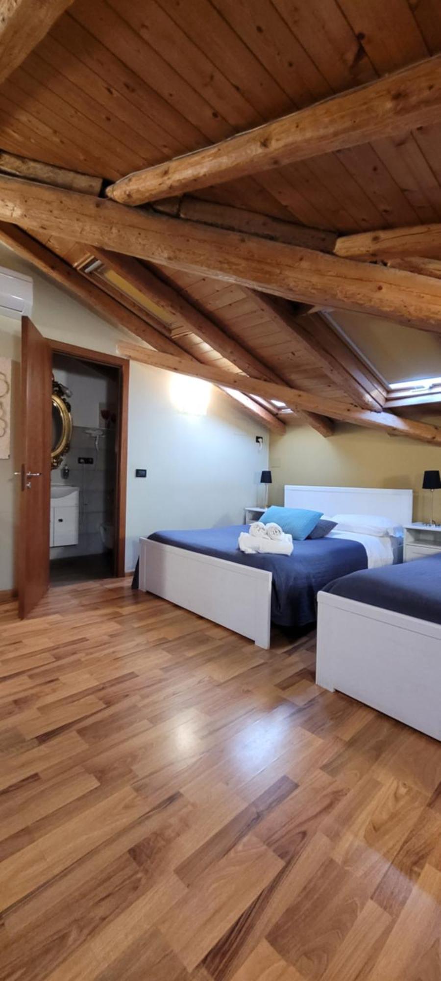 كاتانيا XX Miglia Rooms & Apartments المظهر الخارجي الصورة